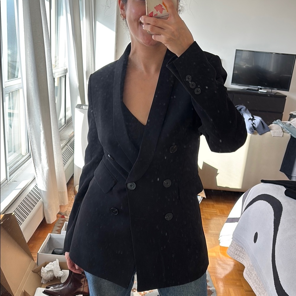 Black Flowy Double-Breasted Blazer